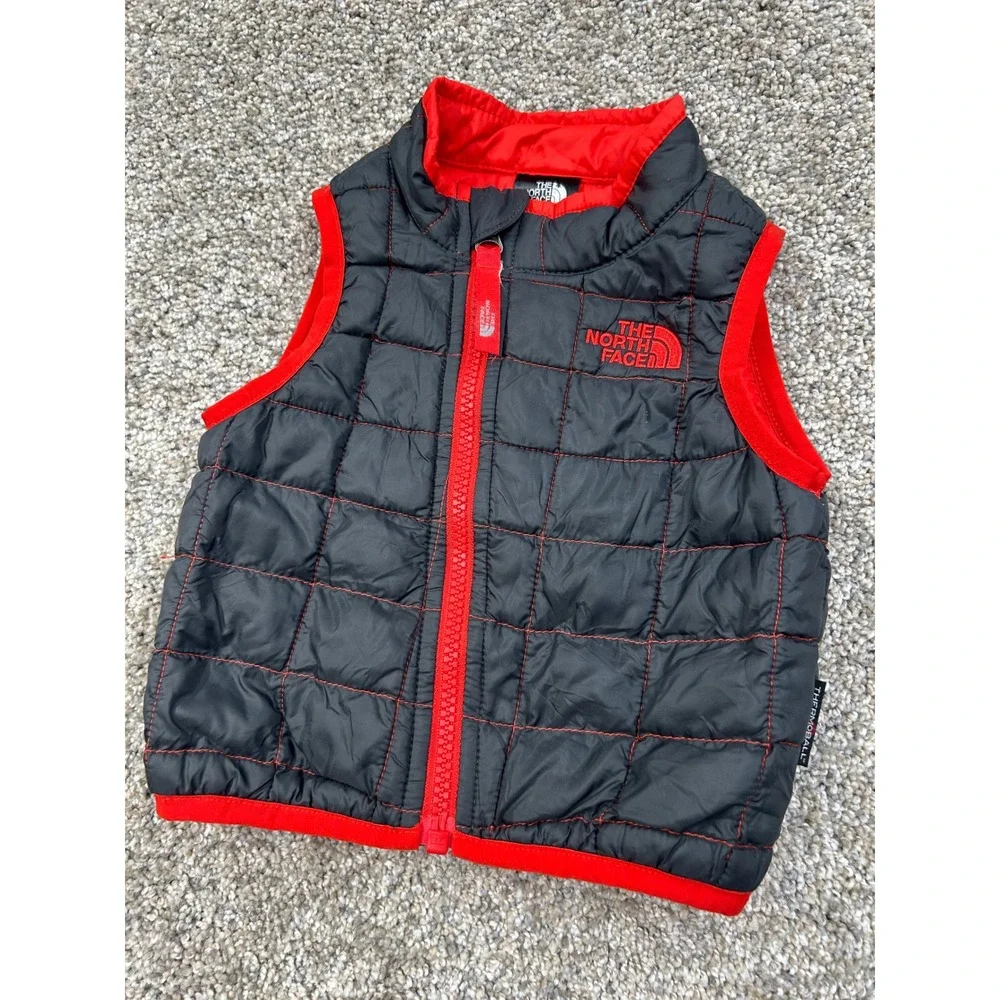 The North Face ThermoBall Quilted Vest Infant 3-6M Black Red Full Zip #0671